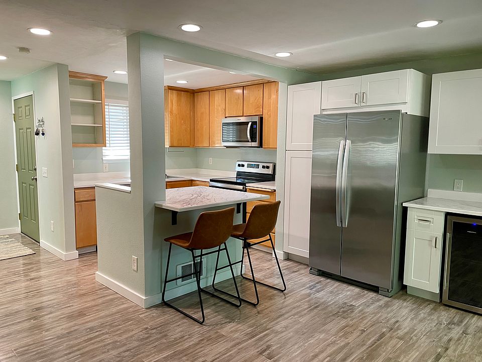 Open kitchen