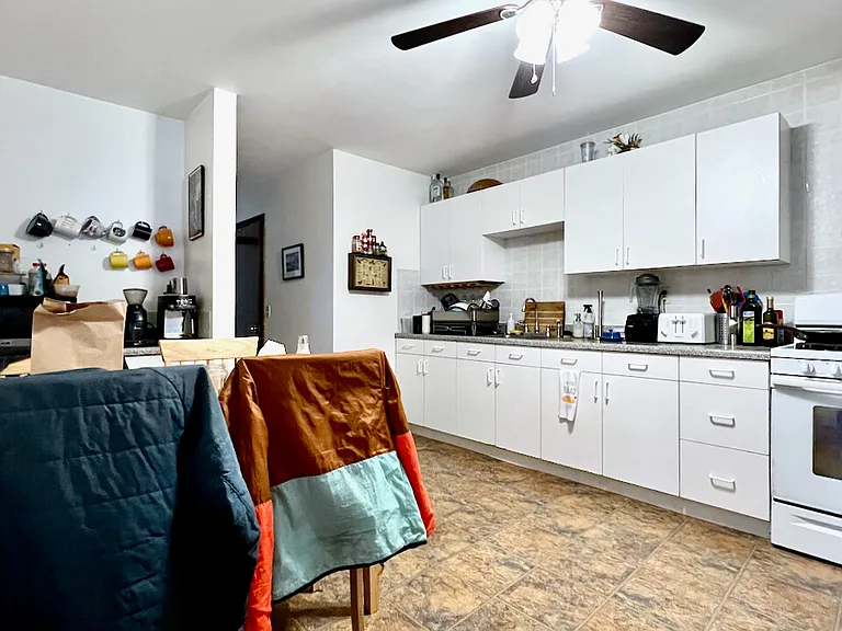 314 Washington St #2 — Photo 7