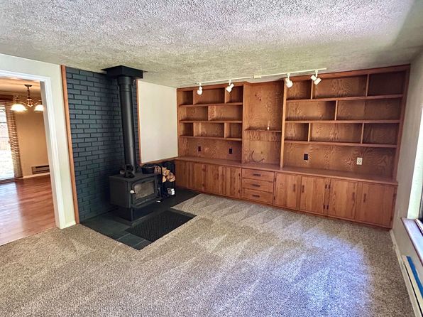 1000 Woody Dr