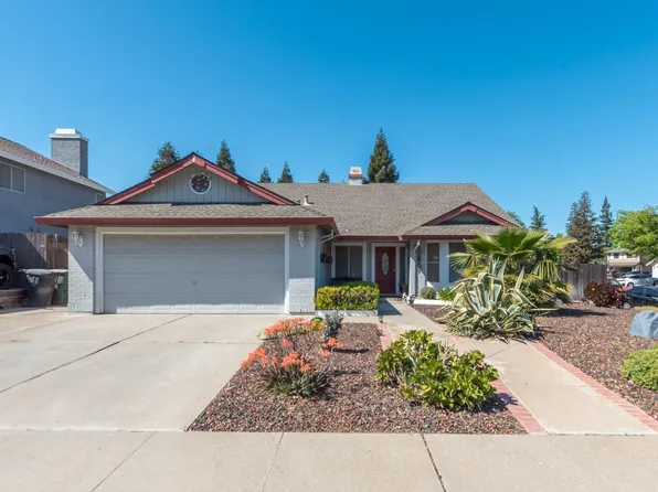 1527 Deerfield Cir, Roseville, CA 95747