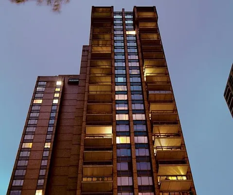 Rented by Olnick Organization | media 7