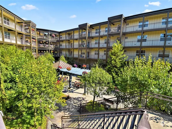 7104 265th Street NW #207, Stanwood, WA 98292