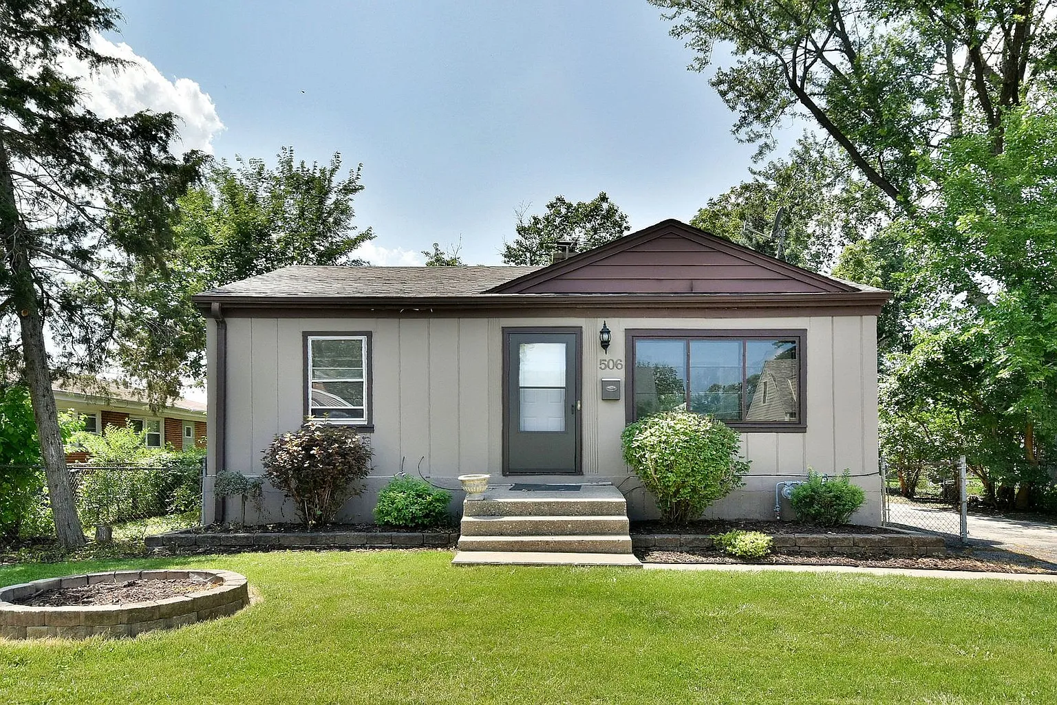 506 N Ellsworth Ave photo 1