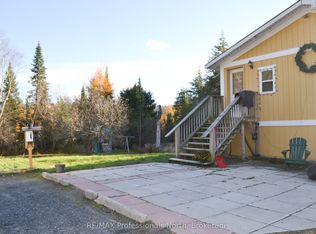 2315 Aspdin Rd, Huntsville, ON P0B 1M0