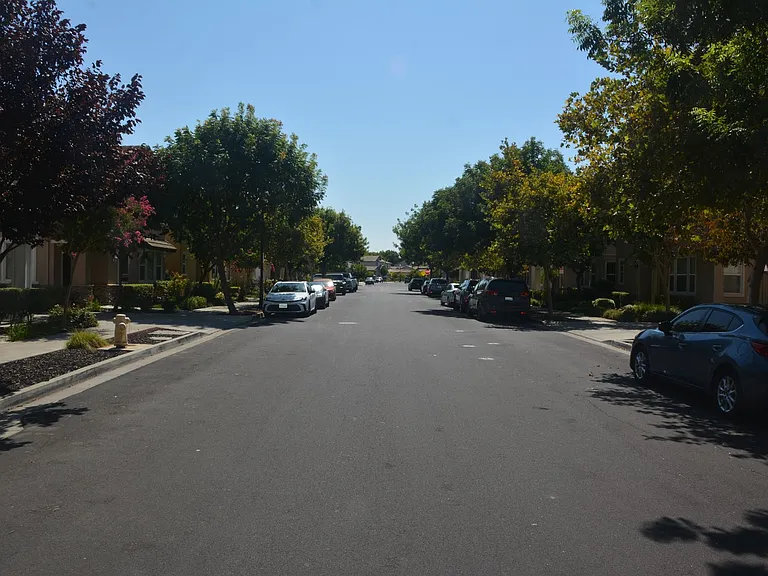 321 Macarthur Way — Photo 36