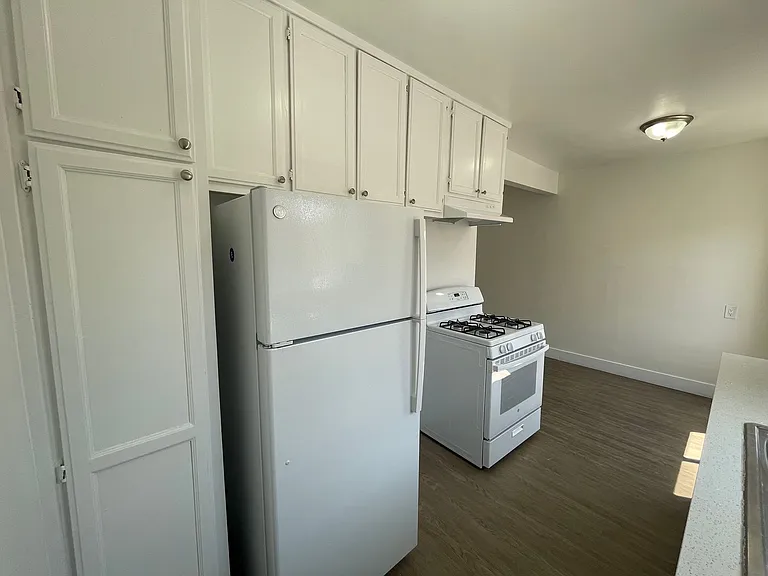 1101 Saint Louis Ave #7 — Photo 13