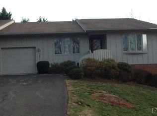 306 St Paul Dr, Lynchburg, VA 24503