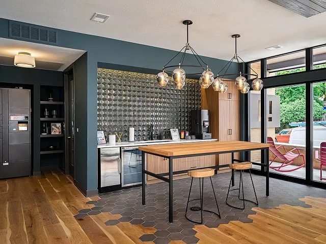 Resident Lounge & Coffee