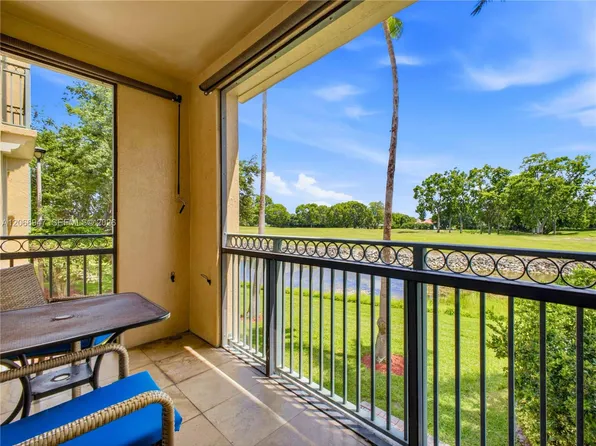 11710 Saint Andrews Pl APT 202, Wellington, FL 33414