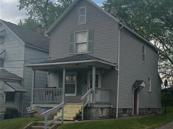 509 Pennsylvania Ave, Farrell, PA 16121