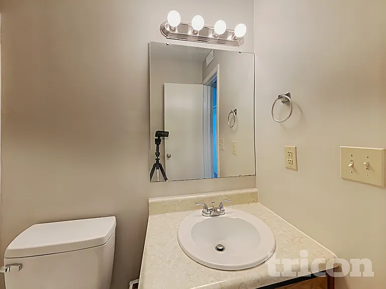 572 San Ricardo Dr — Photo 15