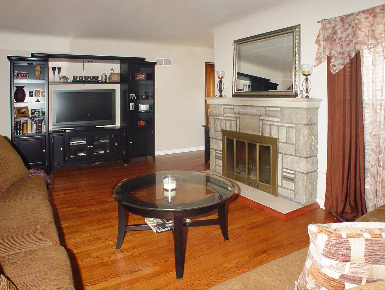 9136 Vasel Dr photo 1