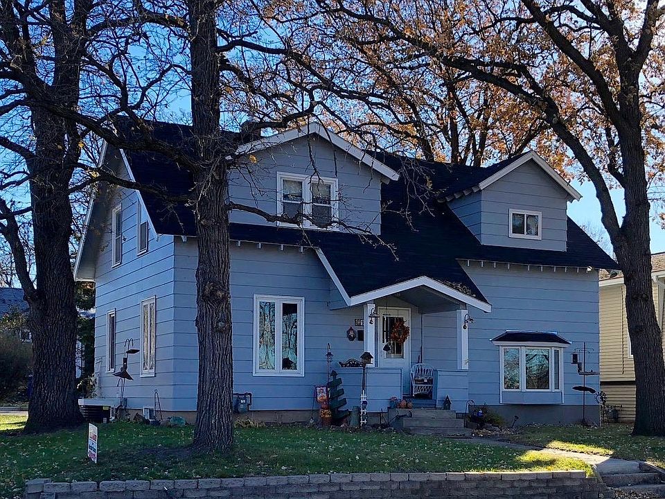 1st image of 1301 Summit Ave