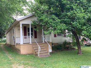 2404 Huntsville St NW, Huntsville, AL 35811