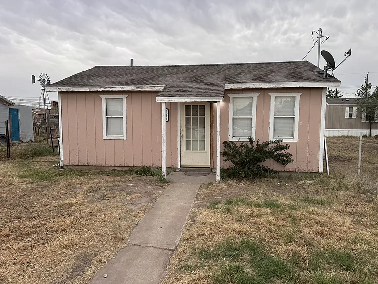 5916 Austin Ave — Photo 1