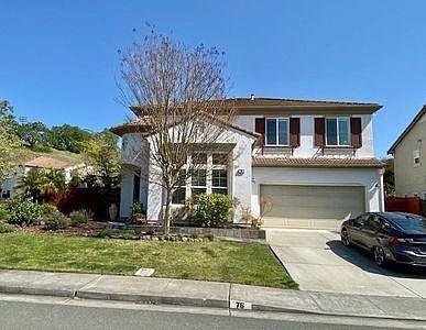 3rd image of 76 Portsmouth Dr
