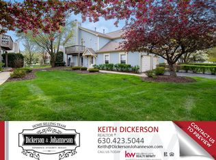 1230 Rhodes Ln, Naperville, IL 60540