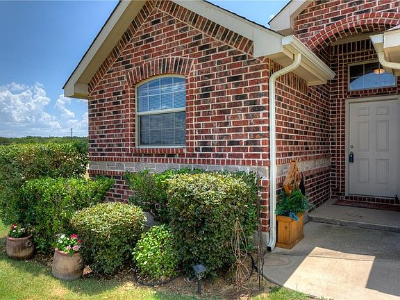 4th image of 3908 Trenton Pl