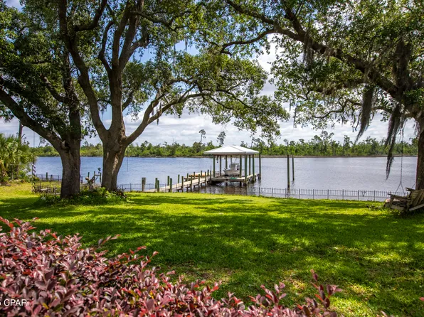 1203 N Bay Dr, Lynn Haven, FL 32444