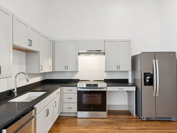 129 Main St, Biddeford, ME 04005