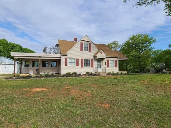 14417 S James Madison Hwy, Dillwyn, VA 23936