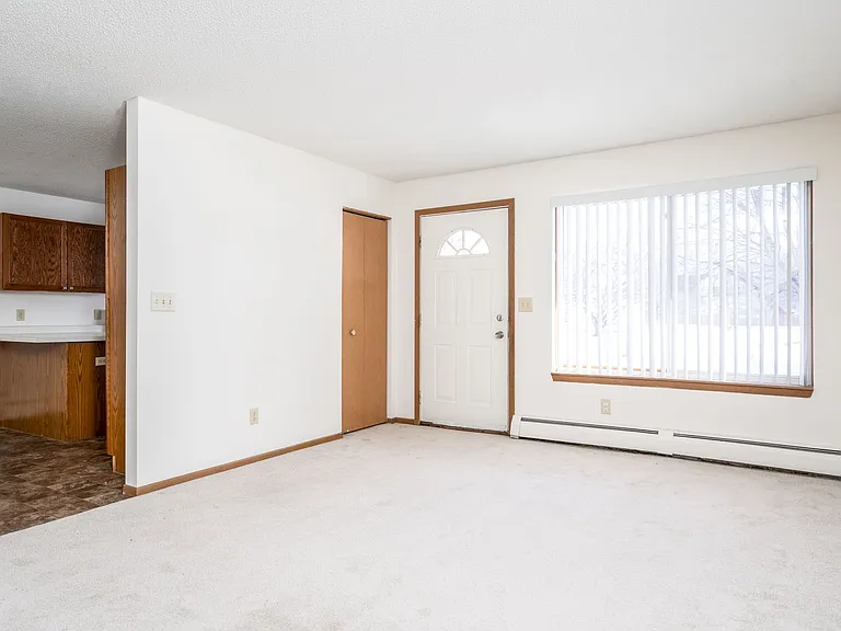 Raven Court Townhomes — Photo 17