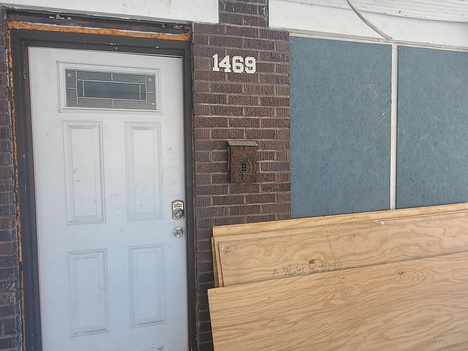 1st image of 1469 Bryden Rd