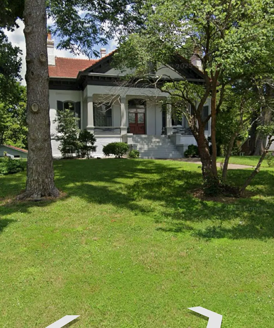 5 bed, 5096 sqft, $2,000 — Photo 3