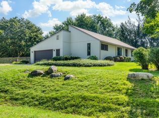 5027 E Bluffview Dr, Berrien Springs, MI 49103