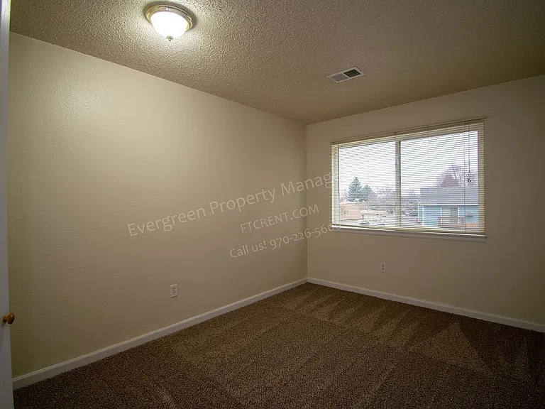 2147 27th Avenue Ct — Photo 25