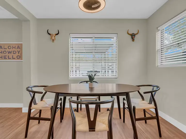 821 N Sawtelle Ave — Photo 6