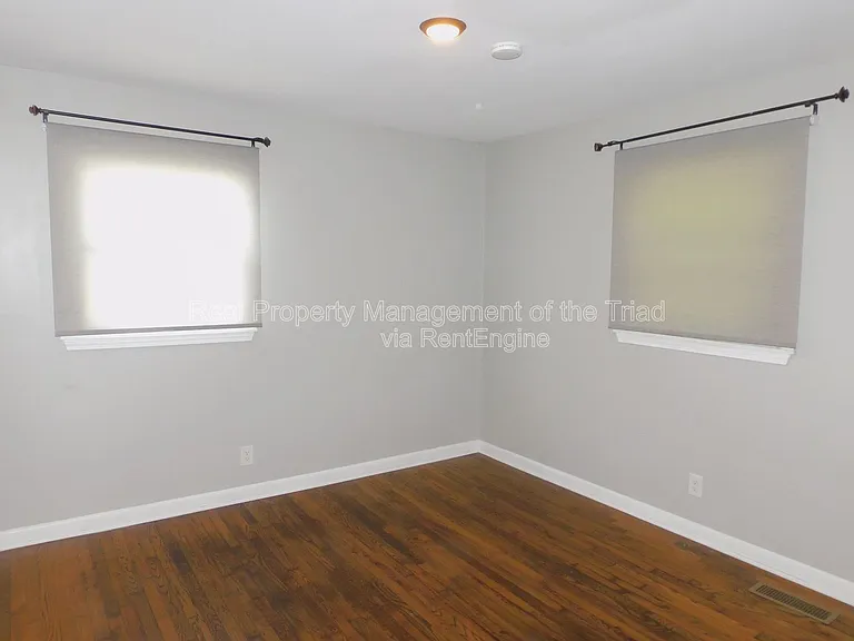 909 Tuscaloosa St — Photo 7