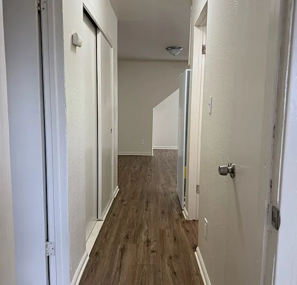 1221 E Fremont St #8 — Photo 3