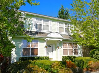 2013 NE Kelsey Ln, Issaquah, WA 98029