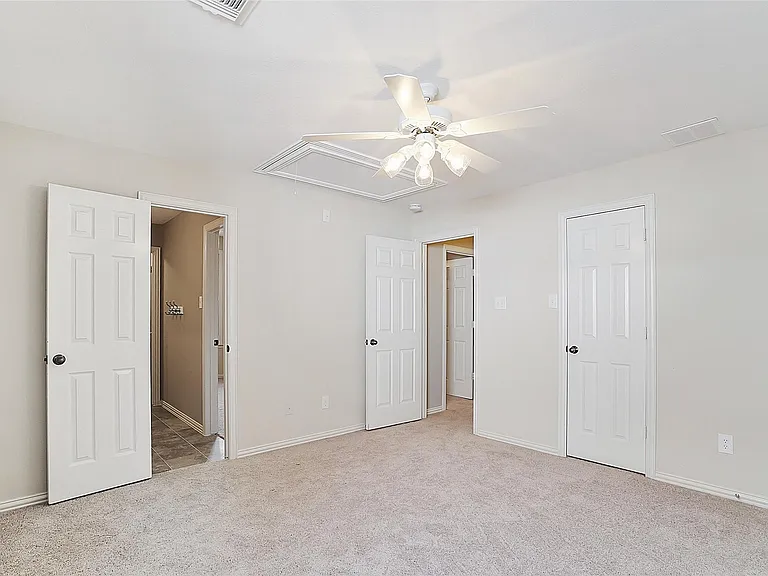 87 N Concord Valley Cir — Photo 45