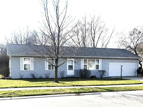 827 Colonial Manor Dr, Goshen, IN 46526