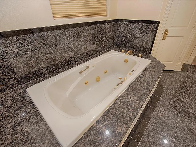 2293 E Bayshore Dr — Photo 21