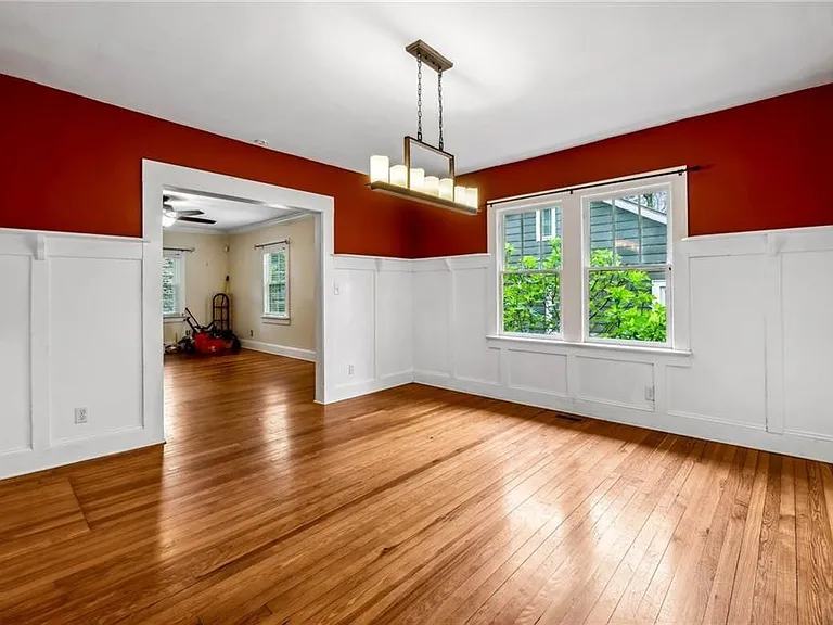 976 Hall Pl NW — Photo 11