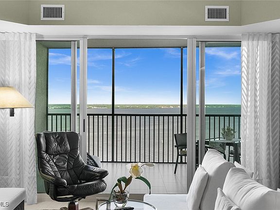 4th image of 2797 1st St APT 1304