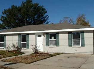 2828 Guerra Dr, Violet, LA 70092