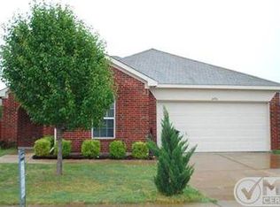 6436 Waterhill Ln, Fort Worth, TX 76179