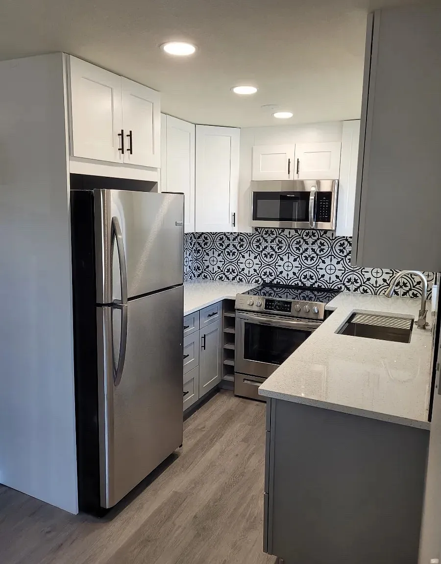 2 bed, 1.5 bath, 1000 sqft, $1,900 — Photo 2
