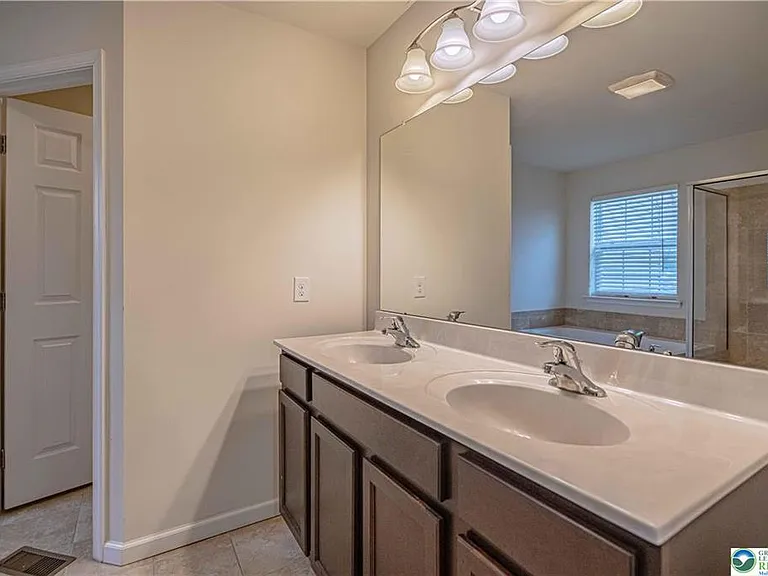 250 Snapdragon Way — Photo 21