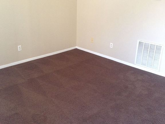 4th image of 700 Industrial Blvd APT 101