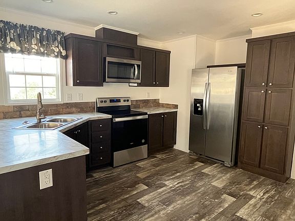 3rd image of 41 Lafayette Ave #332