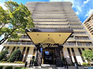 151 Prospect Ave APT 6C, Hackensack, NJ
