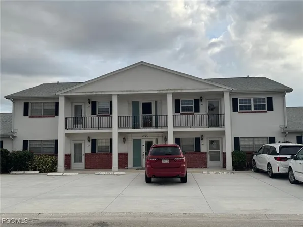 1490 Memoli Ln #2, Fort Myers, FL 33919