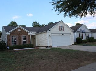 12906 Planters Row Dr, Charlotte, NC 28278