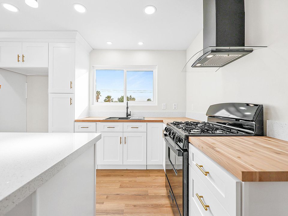 1st image of 65813 Cahuilla Ave