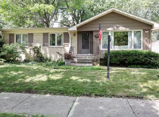 232 N Illinois Ave, Glenwood, IL 60425